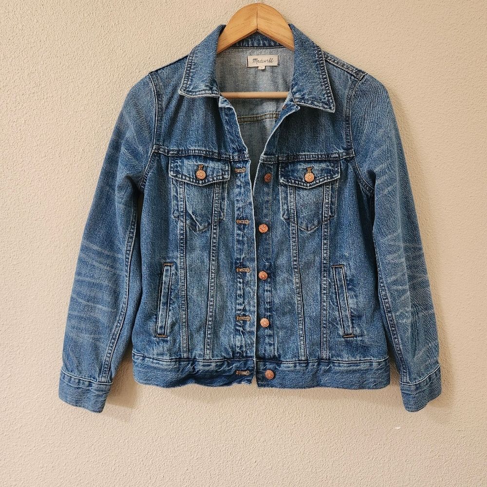 Madewell The Jean Jacket in Pinter Wash Size Medium